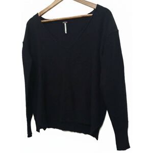 Free People womens medium 100% cashmere sweater boxy classic timeless black